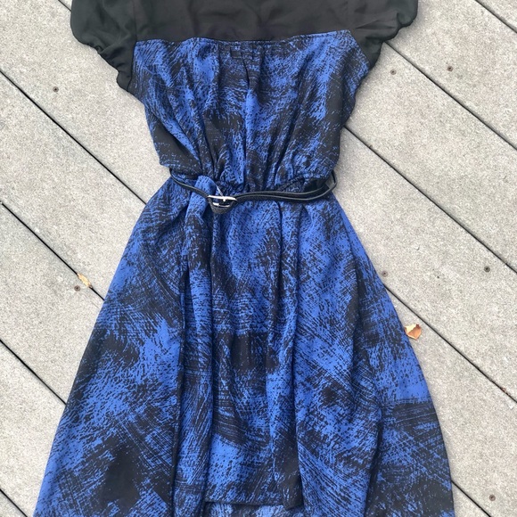 Lovely Blue Dress with belt small - Picture 3 of 5